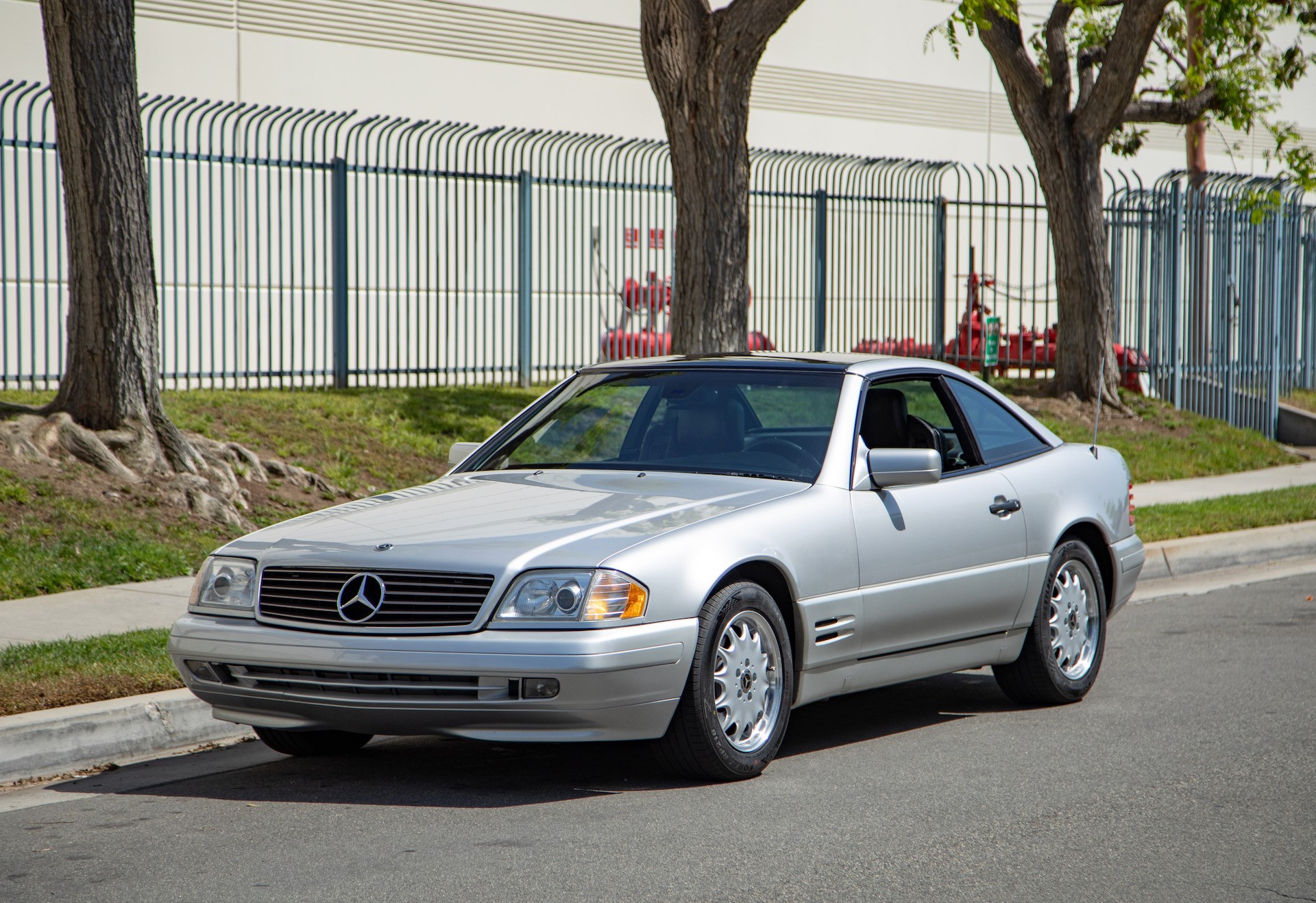 1998 Mercedes-Benz SL500