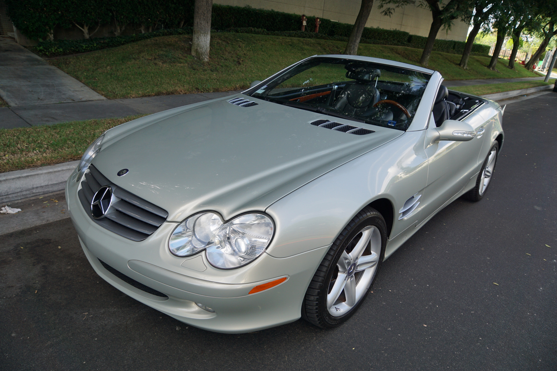 2003 Mercedes-Benz SL500